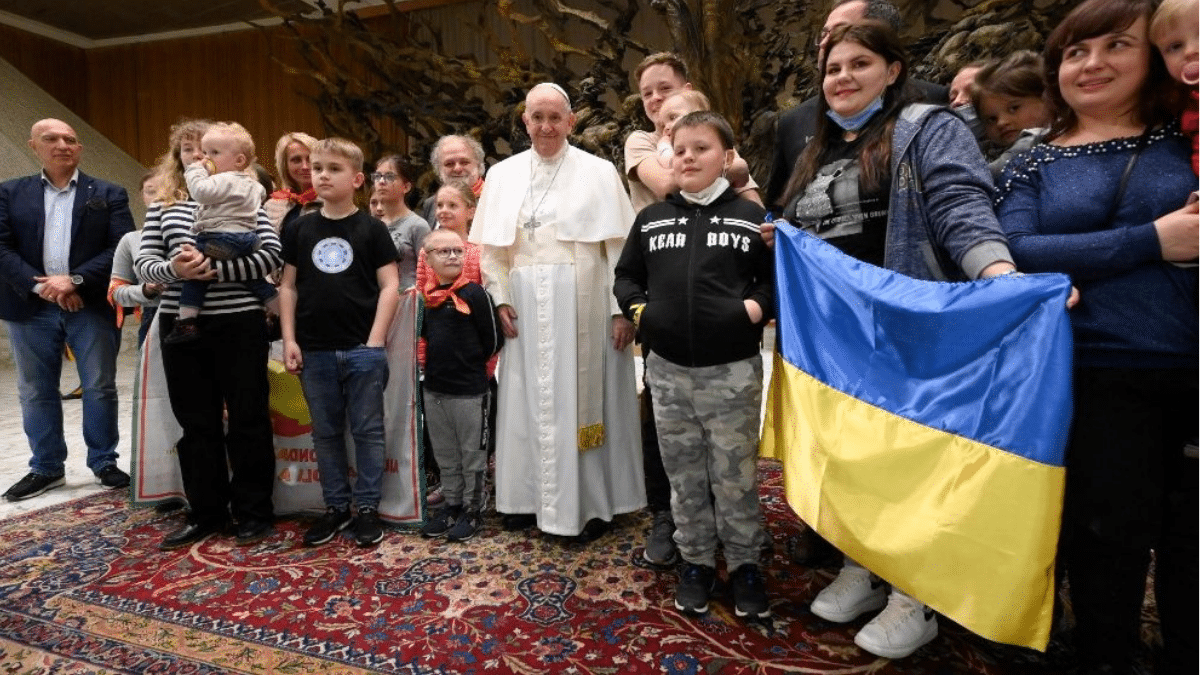 Papa Francisco con ucranianos