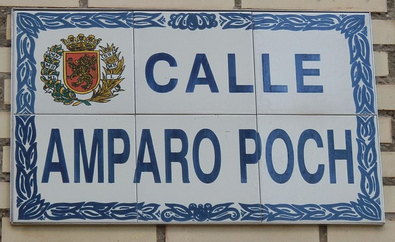 800px-Calle_Amparo_Poch_Zaragoza.JPG
